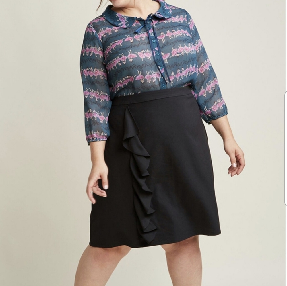 Modcloth Classy Ruffle Pencil Skirt in black